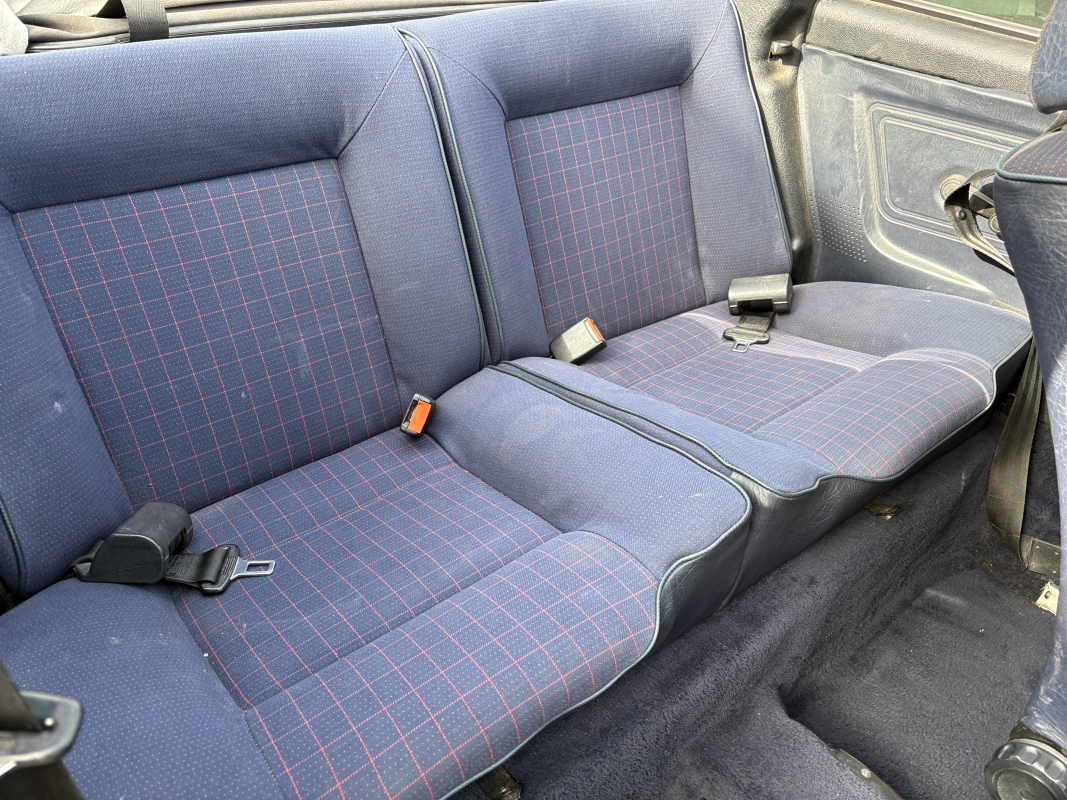 Volkswagen Golf — 16