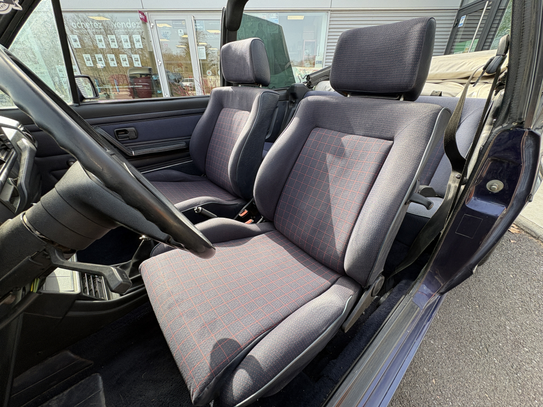 Volkswagen Golf — 12