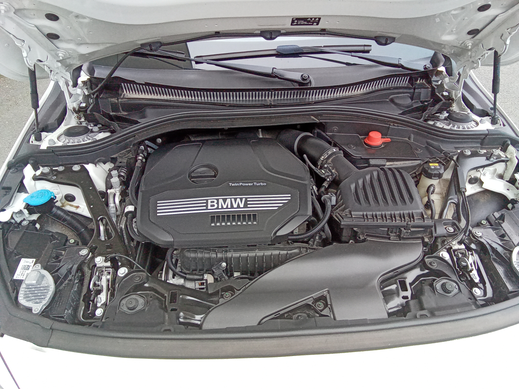 Bmw Série 1 — 24