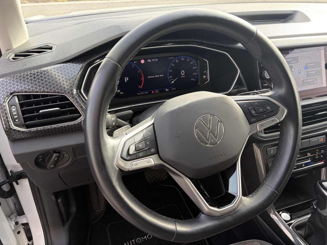 Volkswagen T-Cross — 20