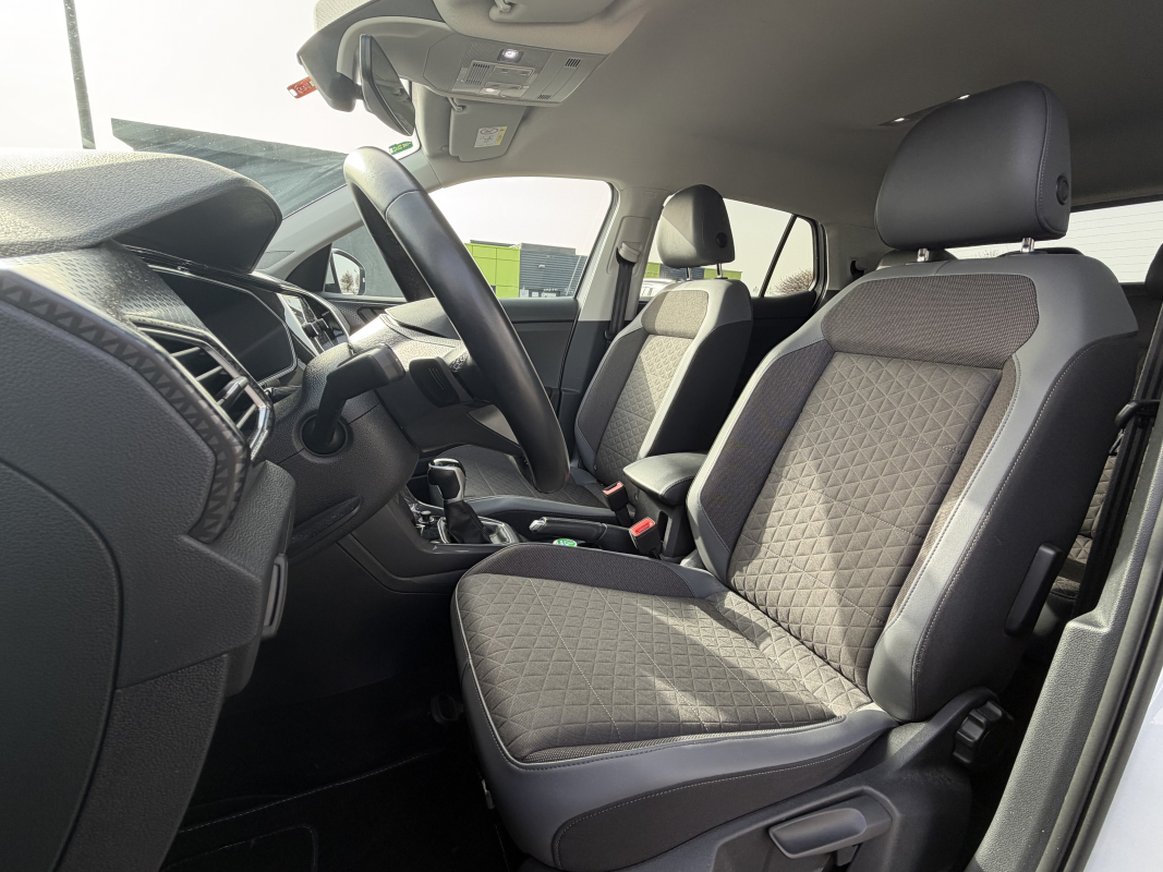 Volkswagen T-Cross — 8