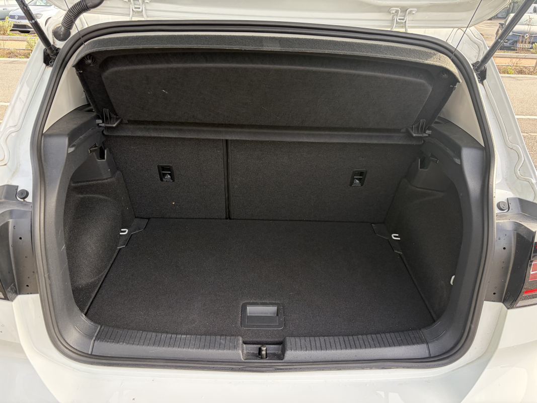 Volkswagen T-Cross — 27