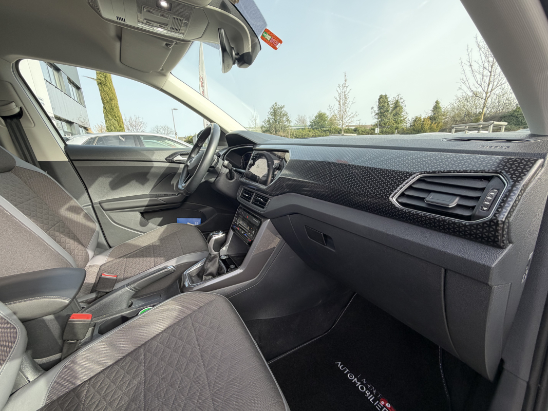 Volkswagen T-Cross — 26