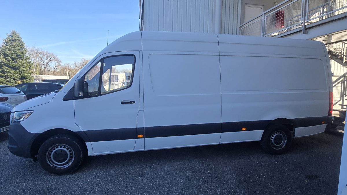 Mercedes Sprinter — 4