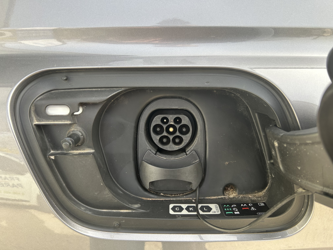 Audi Q4 — 24
