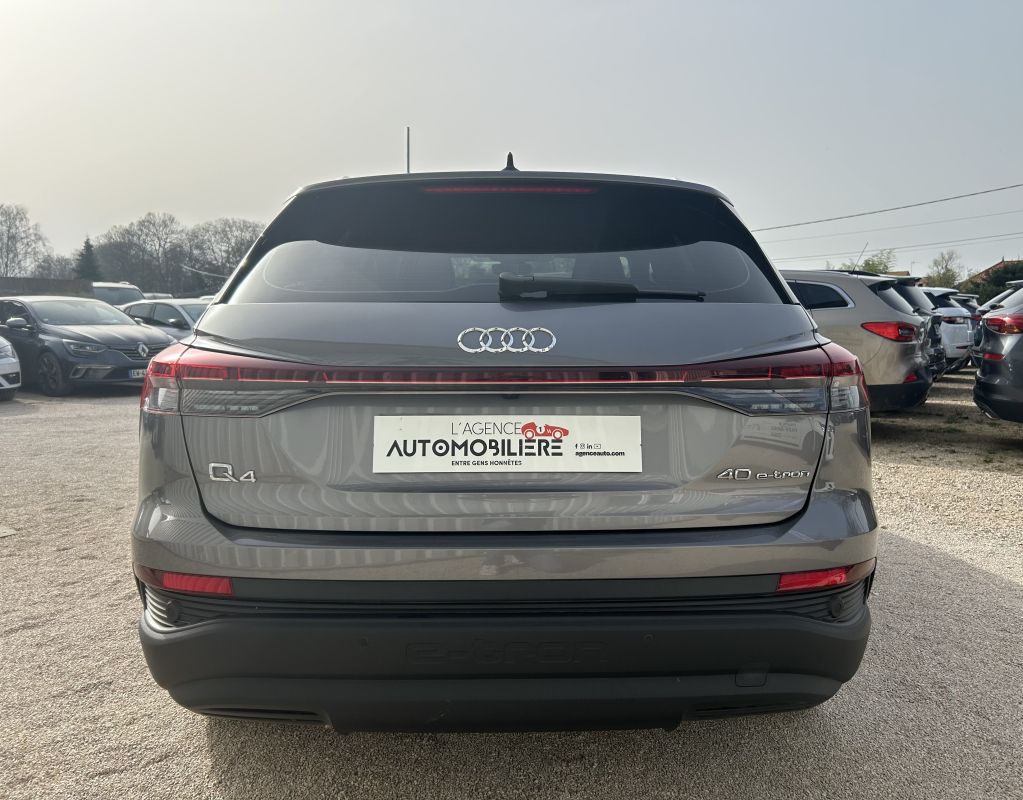 Audi Q4 — 7