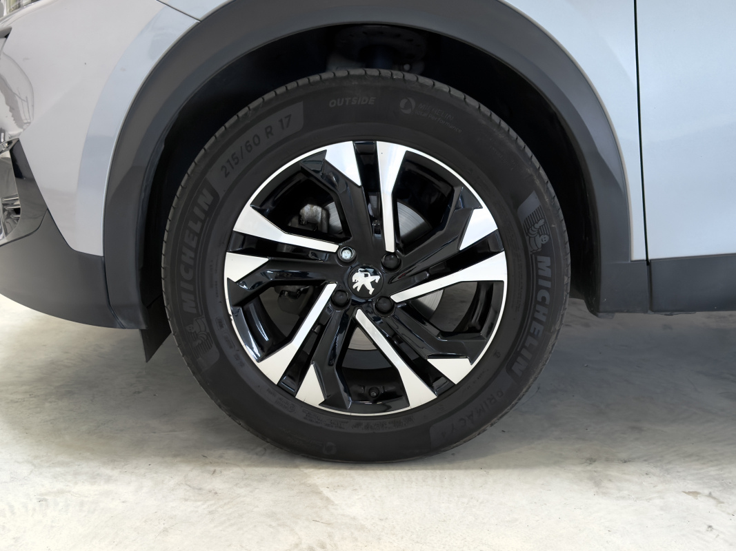 Peugeot 2008 — 30