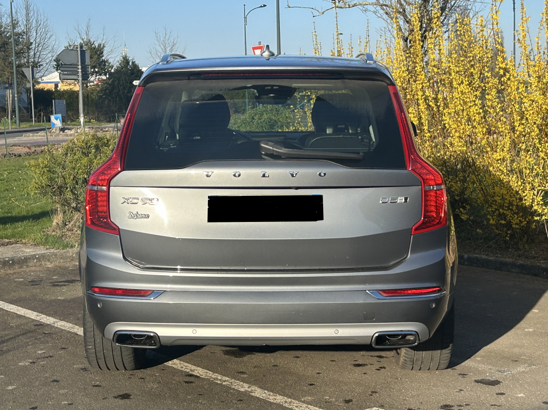 Volvo XC90 — 5