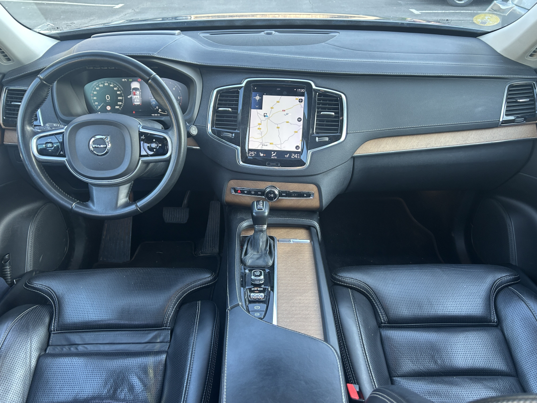 Volvo XC90 — 7