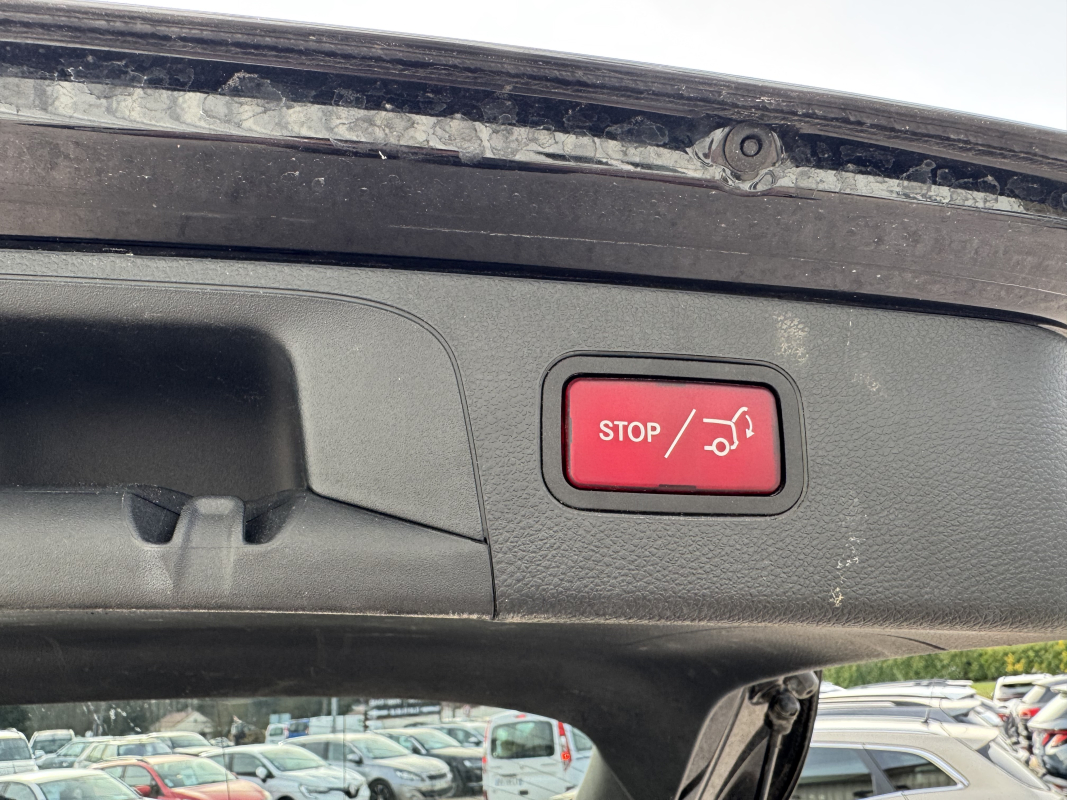 Mercedes GLC — 23