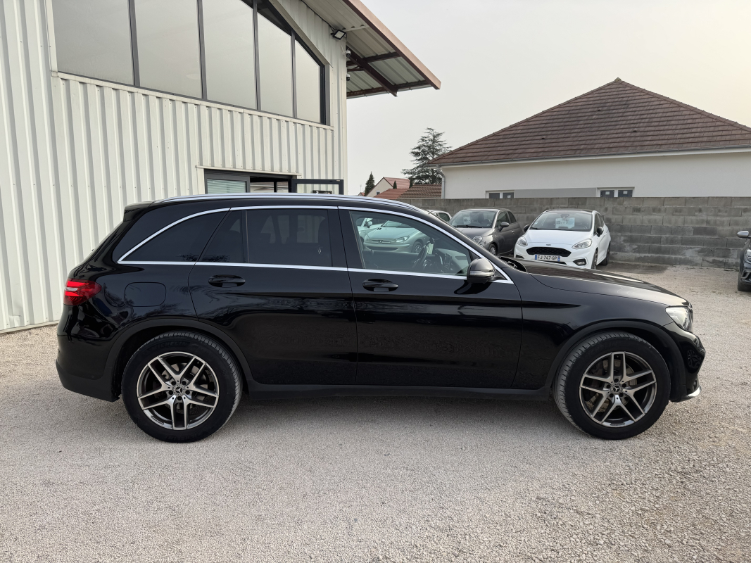 Mercedes GLC — 10