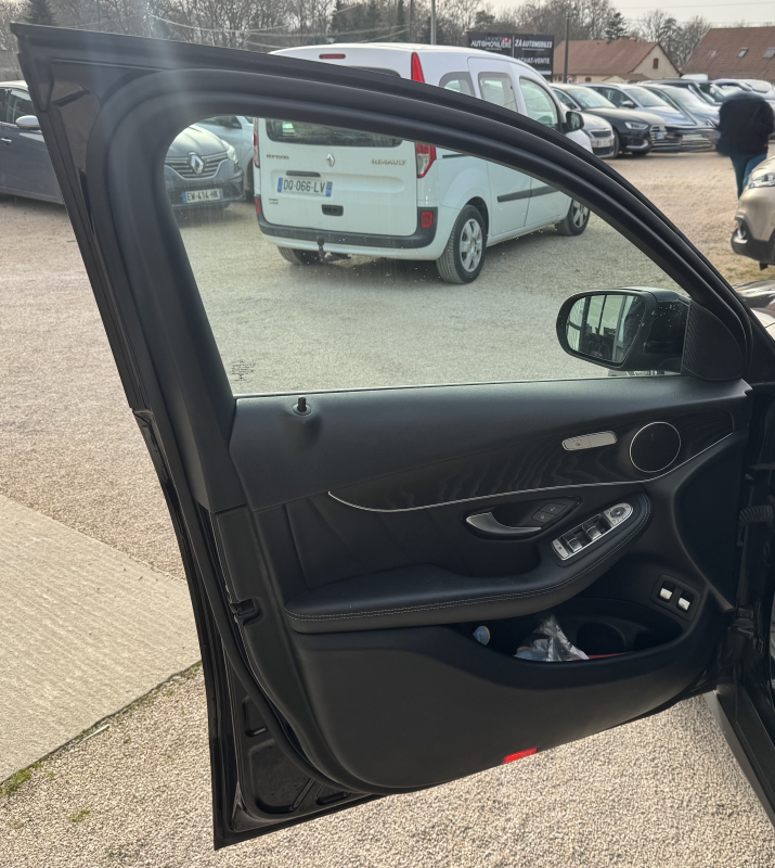 Mercedes GLC — 27