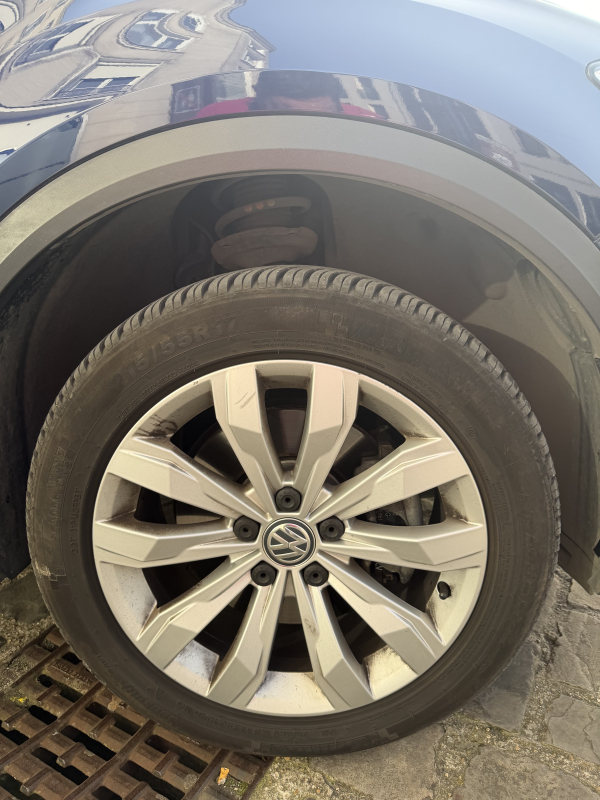 Volkswagen T-roc — 24