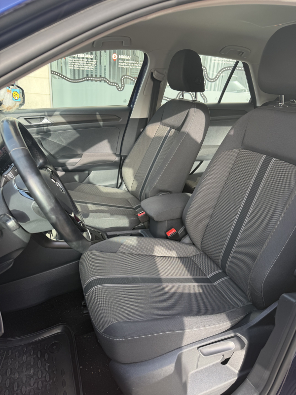 Volkswagen T-roc — 14