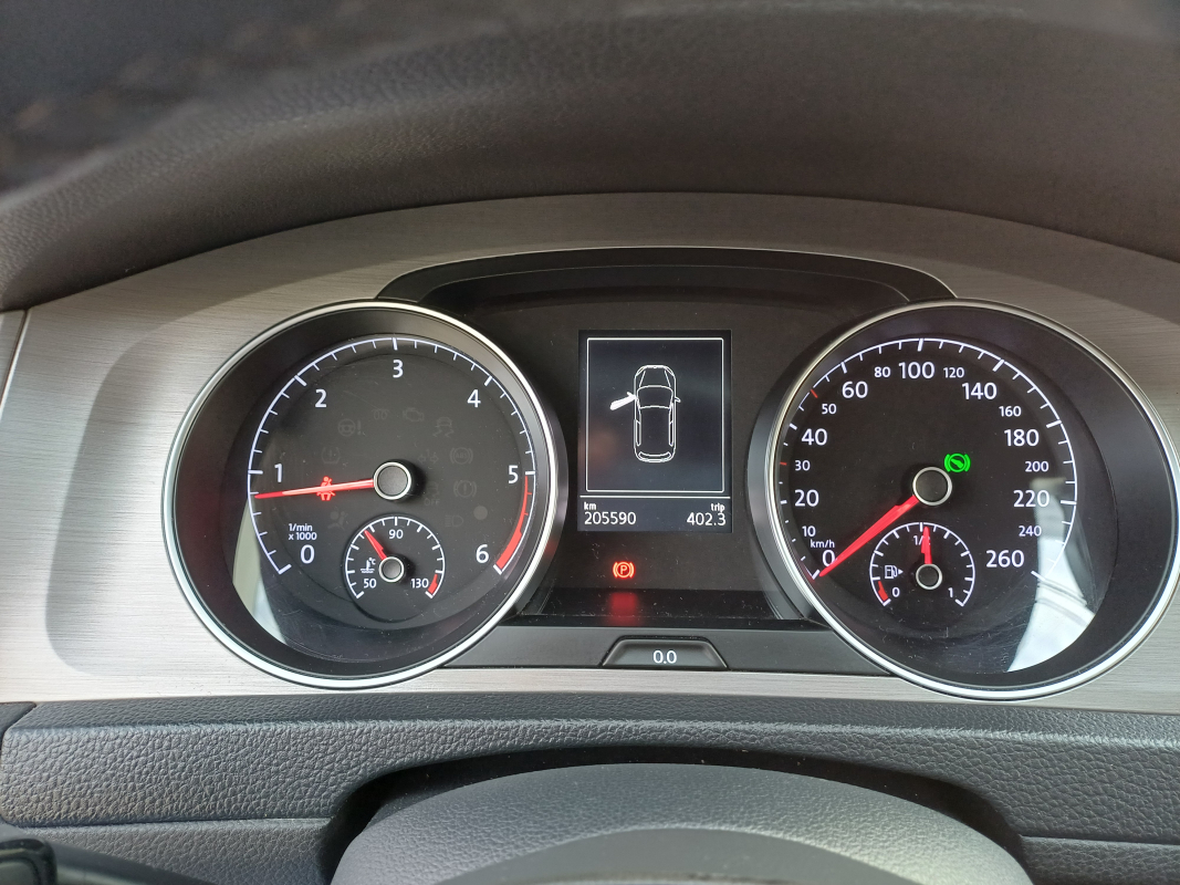 Volkswagen Golf — 14