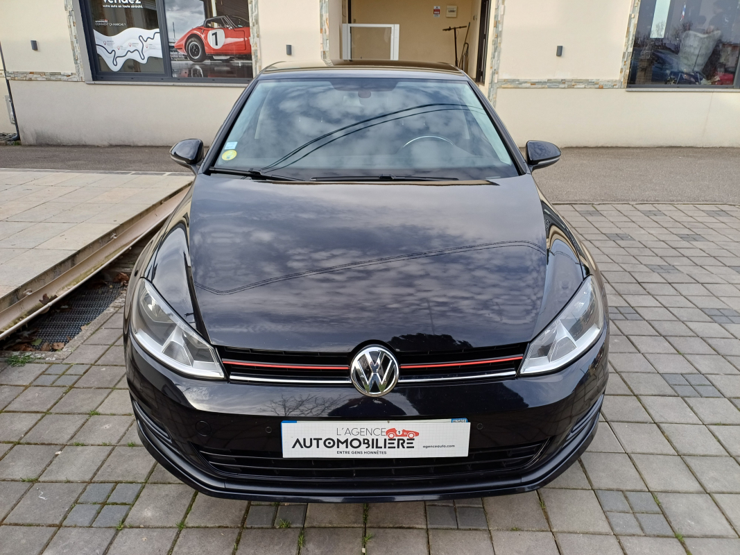 Volkswagen Golf — 8
