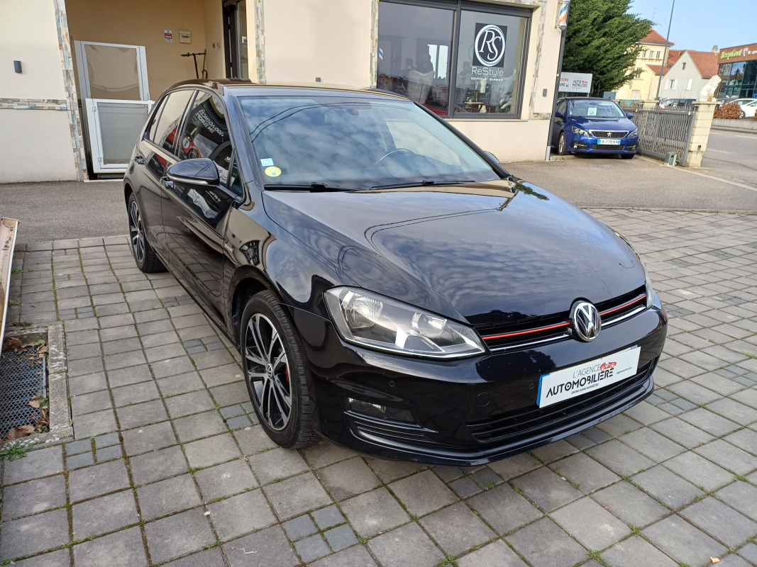 Volkswagen Golf — 7