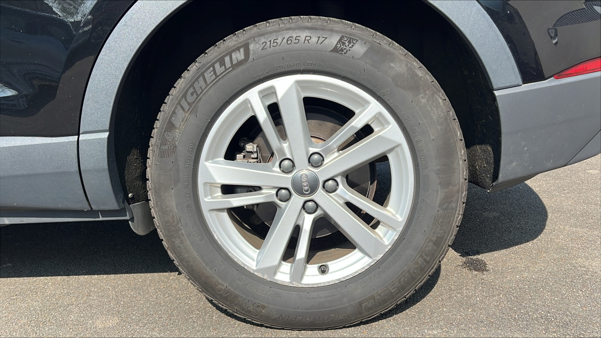 Audi Q3 — 36