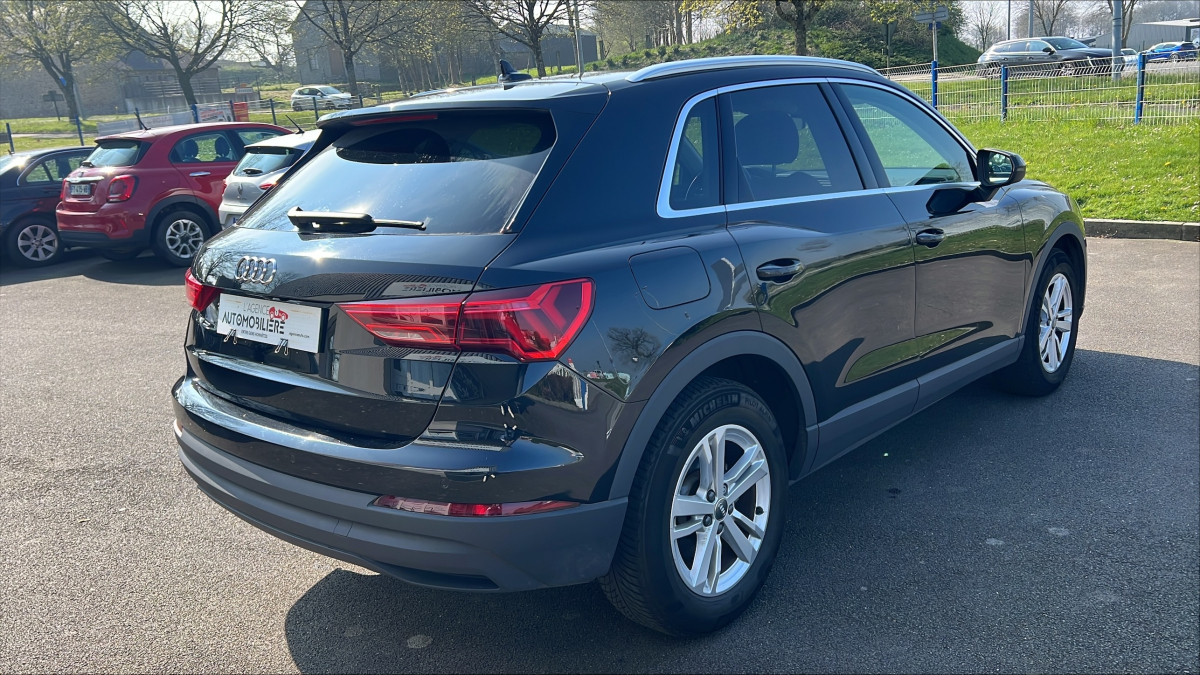 Audi Q3 — 9