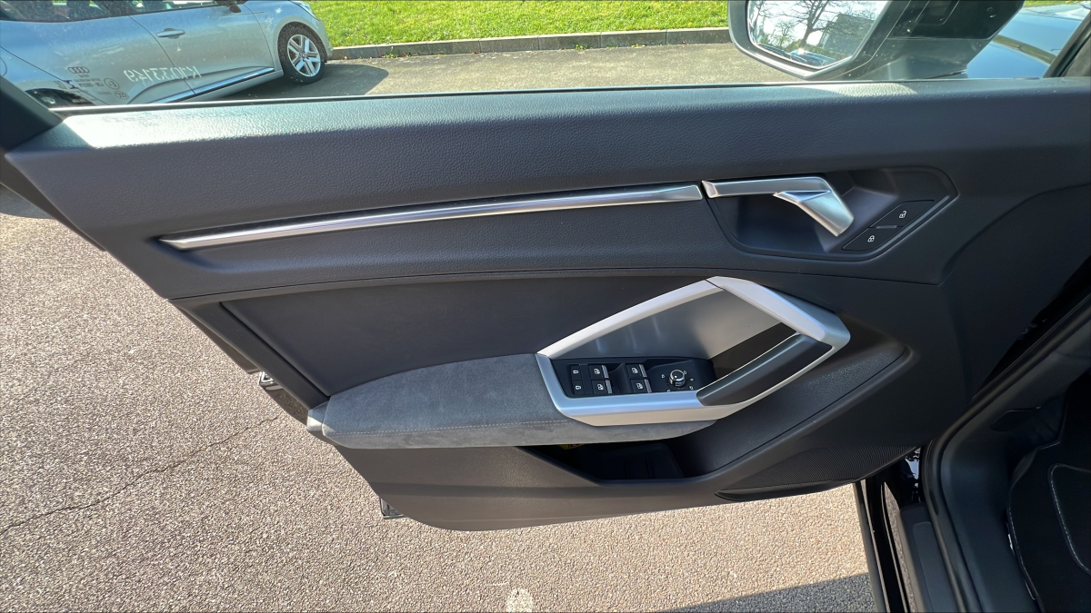 Audi Q3 — 34