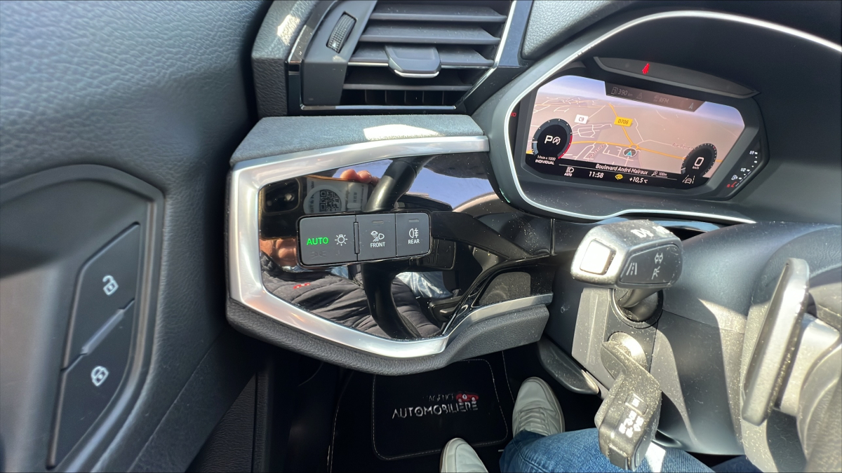 Audi Q3 — 32
