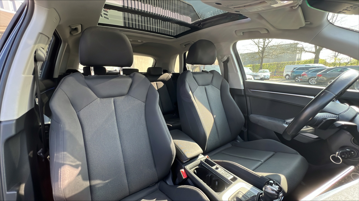 Audi Q3 — 23