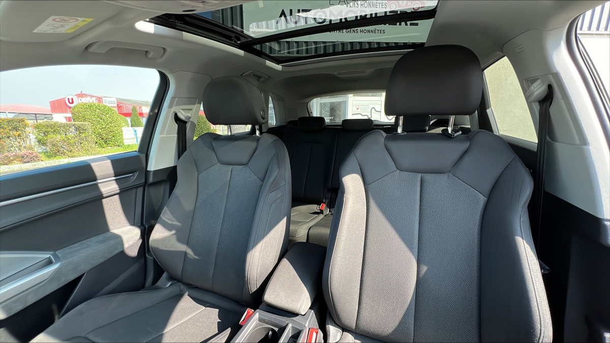 Audi Q3 — 20