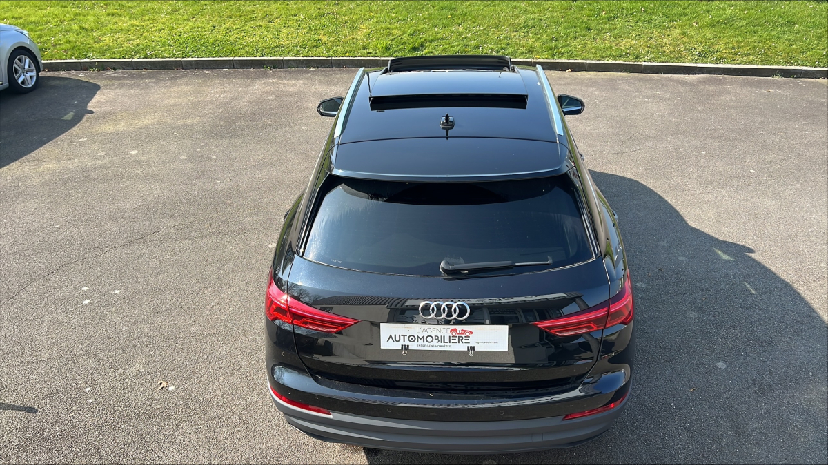 Audi Q3 — 11