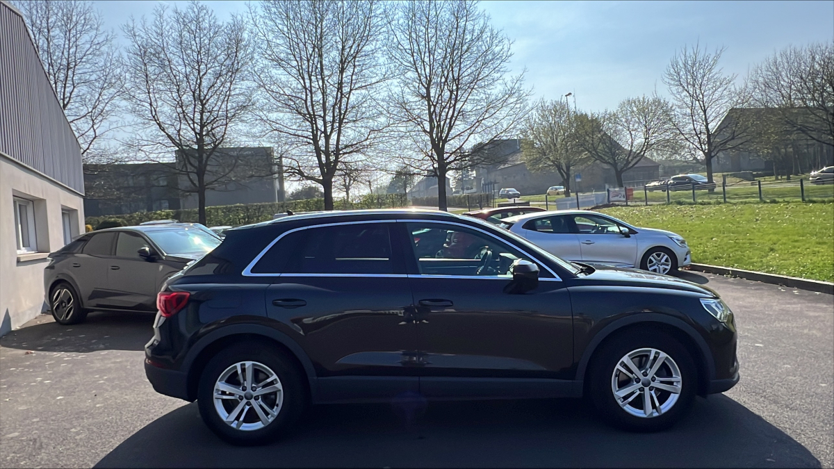 Audi Q3 — 8