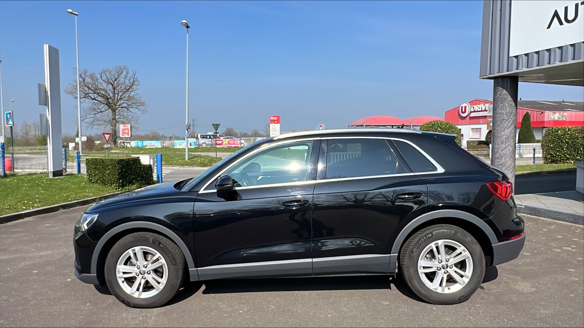Audi Q3 — 14