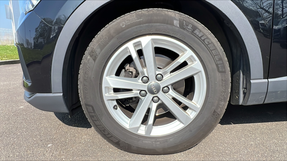 Audi Q3 — 35