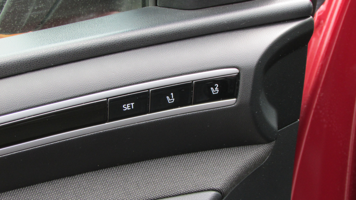 Hyundai Tucson — 32