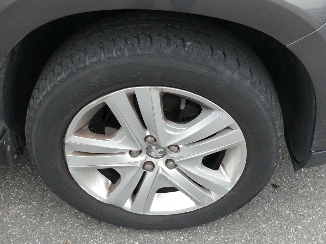 Peugeot 2008 — 23