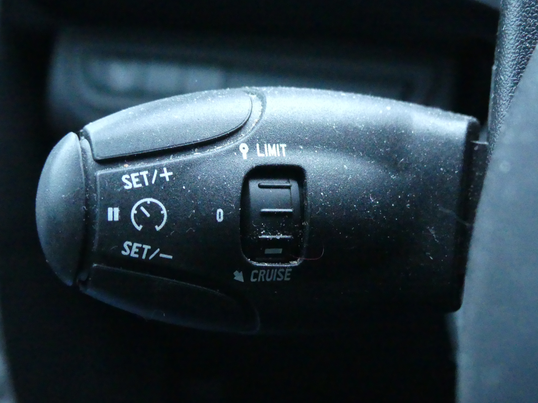 Peugeot 2008 — 29