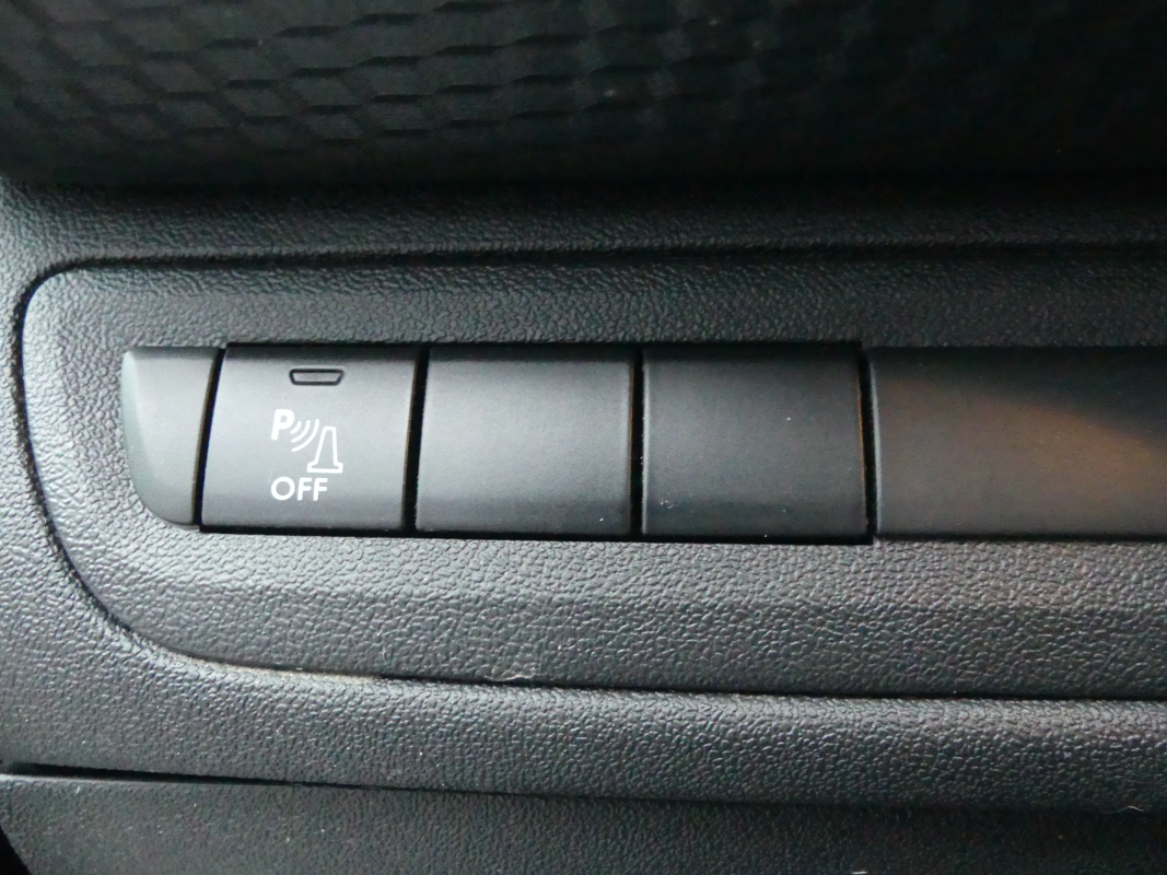 Peugeot 2008 — 32