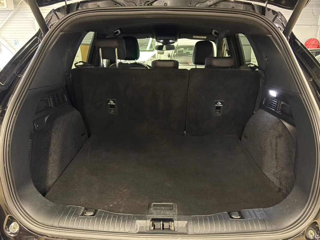 Ford Kuga — 14