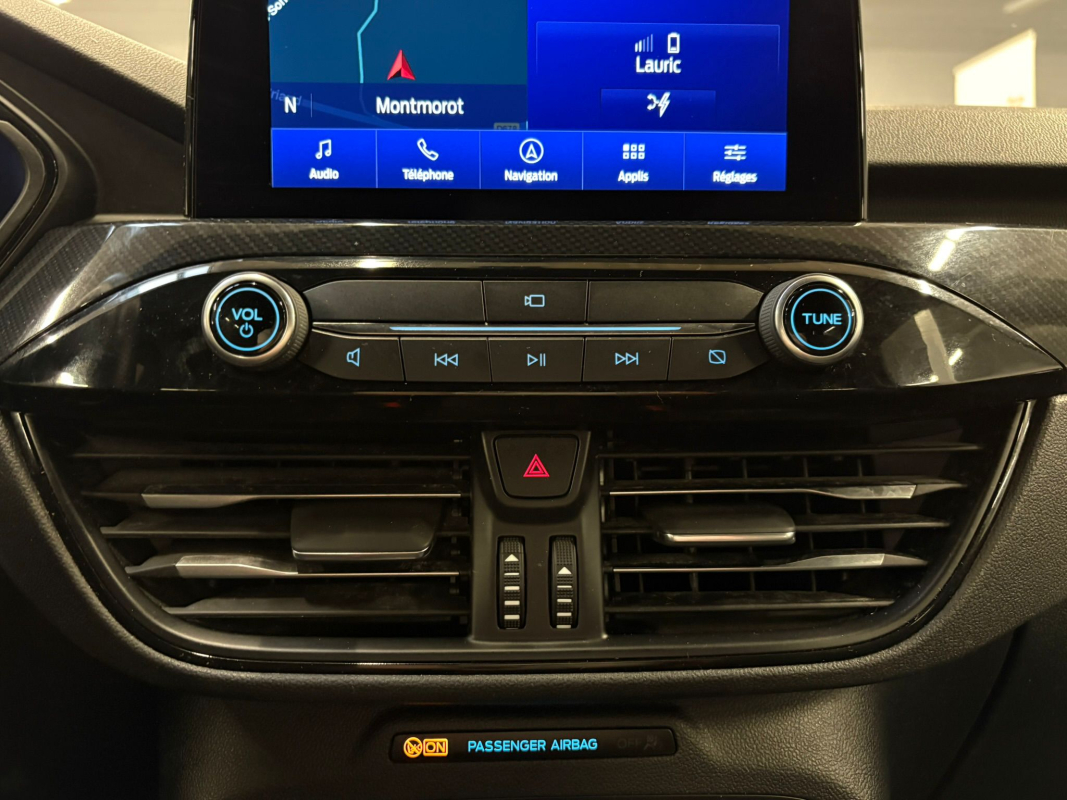 Ford Kuga — 16