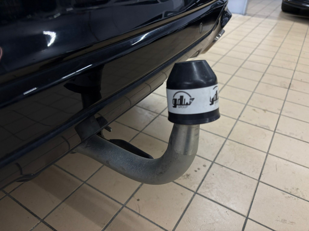 Ford Kuga — 23