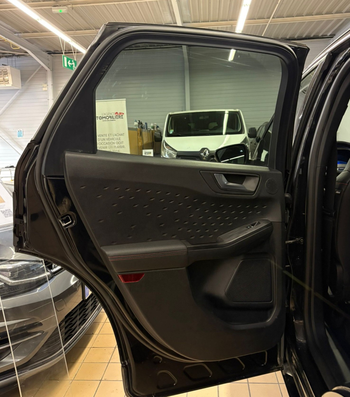 Ford Kuga — 26