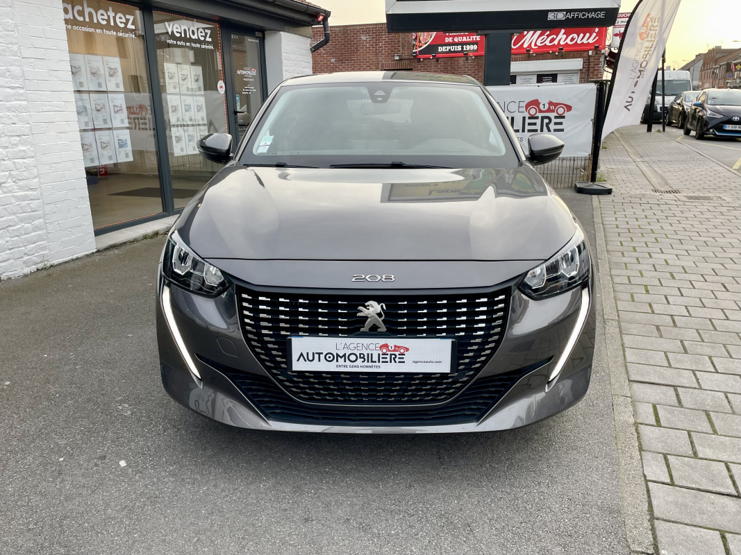 Peugeot 208 — 9