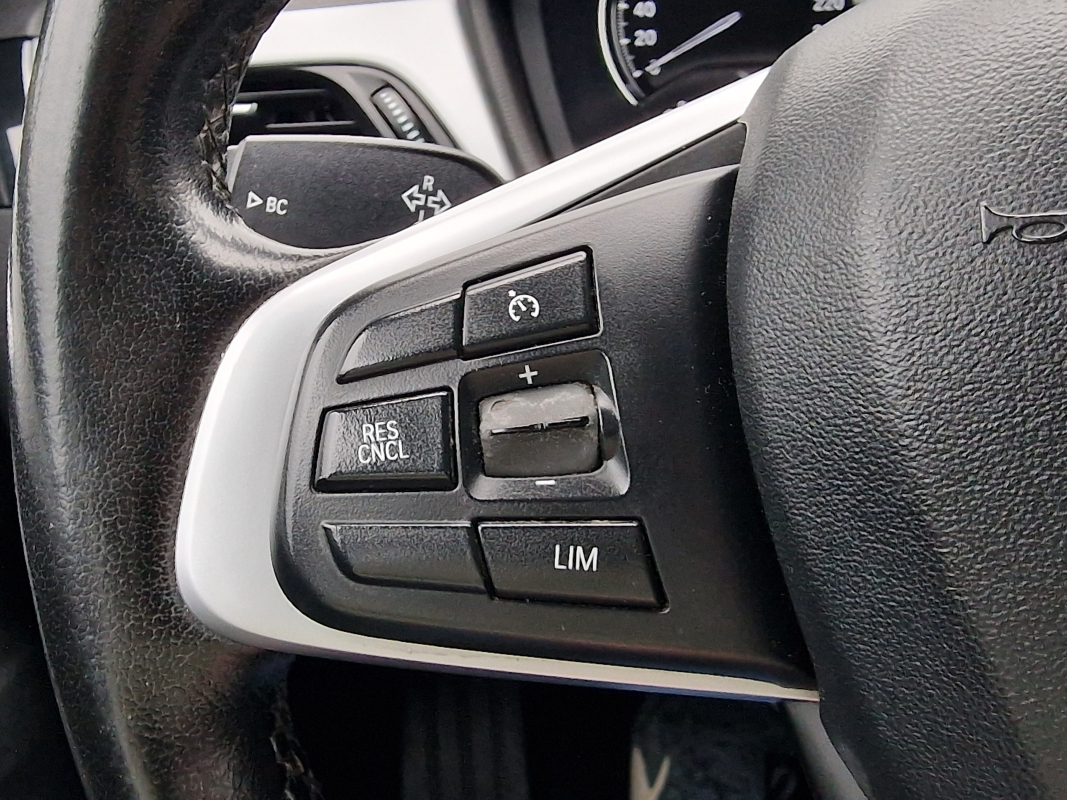 Bmw X1 — 12