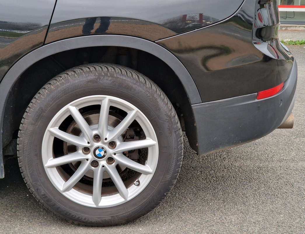 Bmw X1 — 24