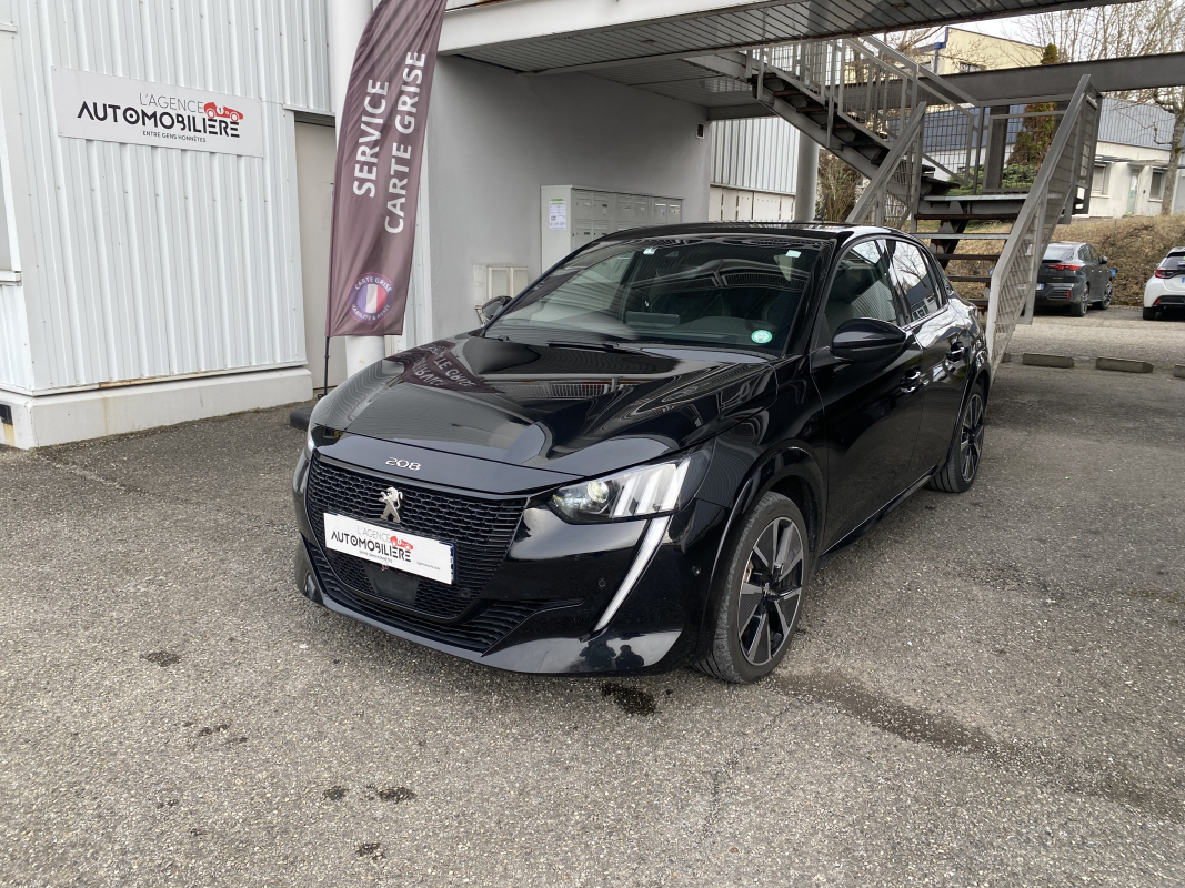 Peugeot e-208 — 9