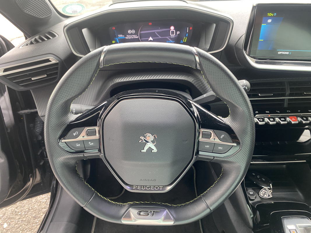 Peugeot e-208 — 12