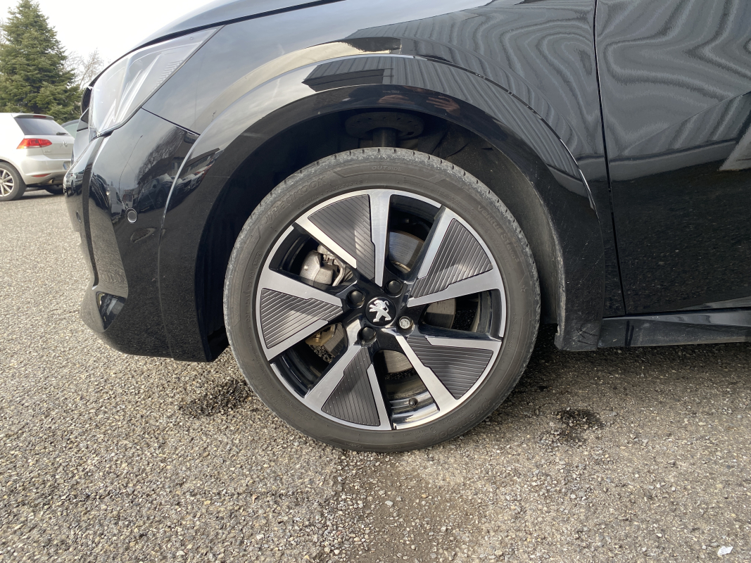 Peugeot e-208 — 29