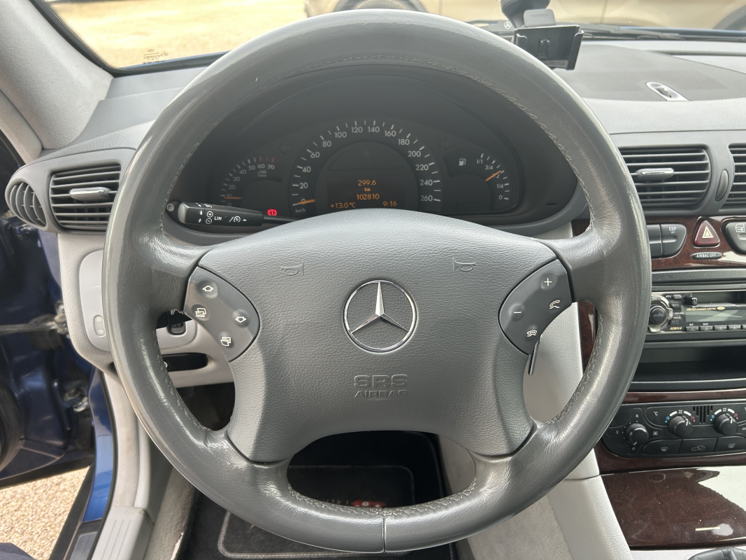 Mercedes Classe C — 15