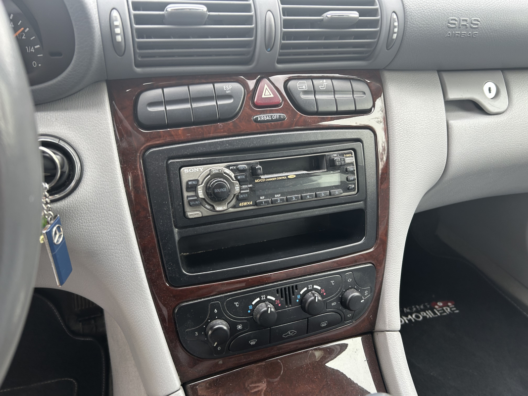 Mercedes Classe C — 20