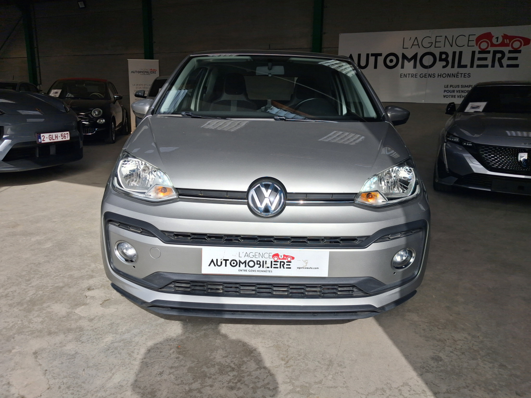 Volkswagen UP — 2