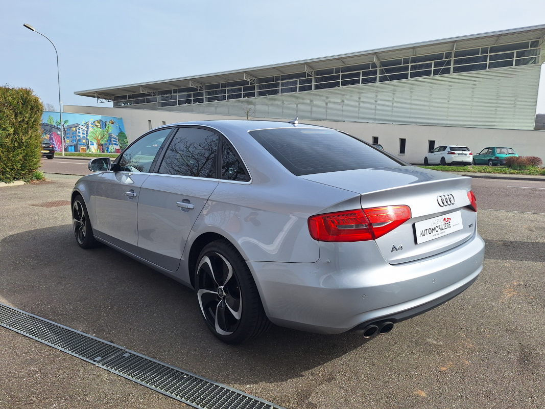 Audi A4 — 5