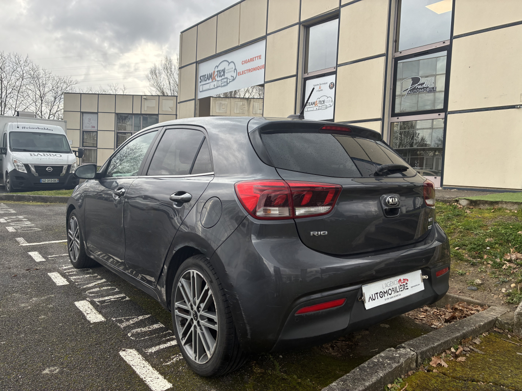 Kia Rio — 3